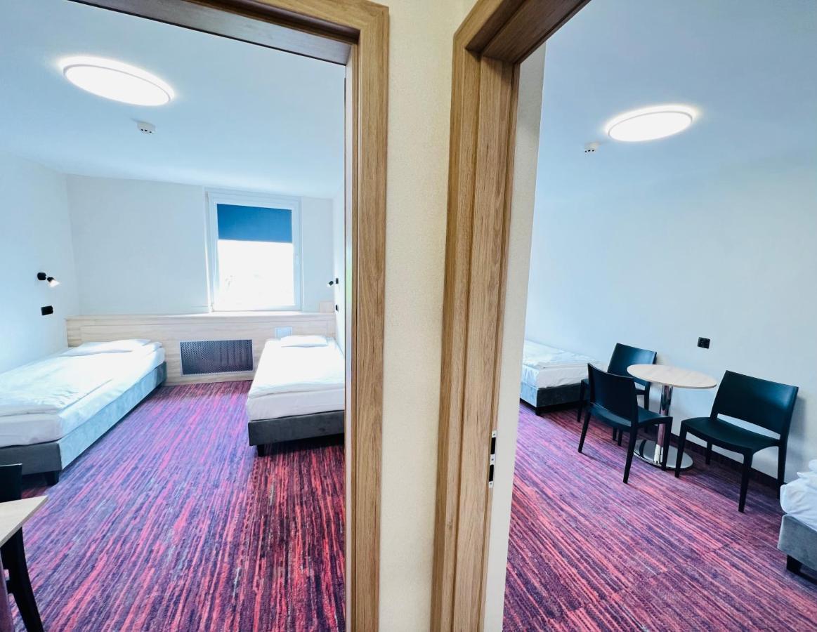 Rok Hotell